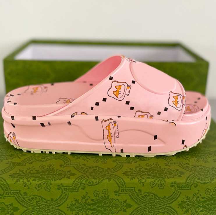 Womens Platform Sandals Rubber Slides Designer Men Anti-slip Slippers Luxury Flats Thick Bottom Beach Flip Flops Multi-season And Multi-place With Box NO438
Womens Platform Sandals Rubber Slides Designer Men Anti-slip Slippers Luxury Flats Thick Bottom Beach Flip Flops Multi-season And Multi-place With Box NO438