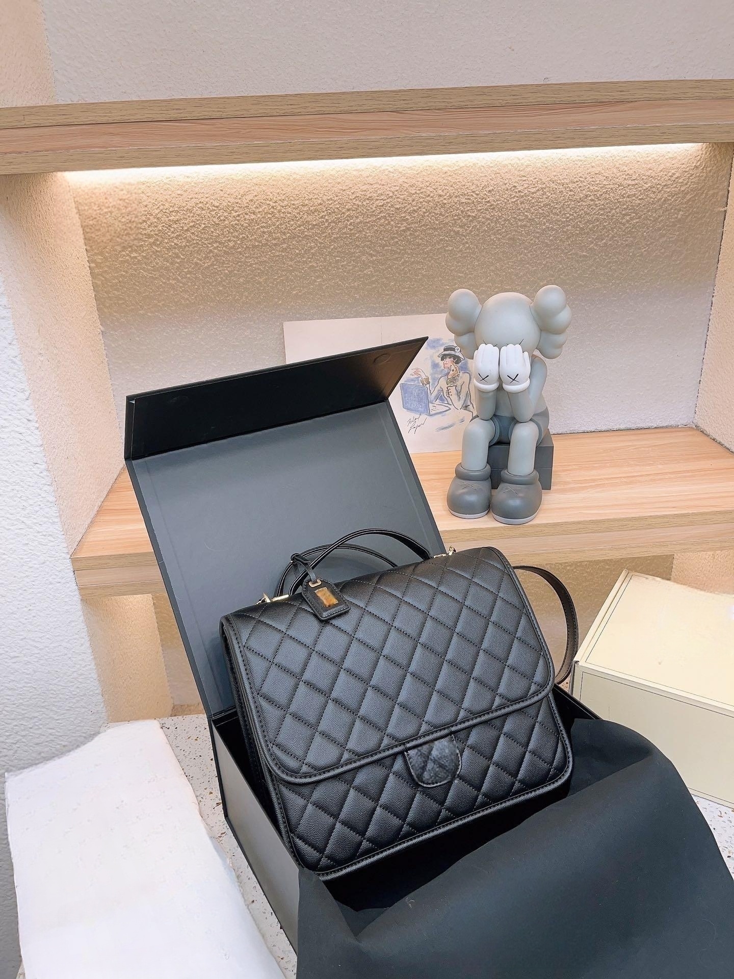 New 22k Designer Women's bags Men's Large Backpacks Shoulder bags Cross body Purses Card Holder Quilted Genuine Leather Handbags Men's chain bag With Box