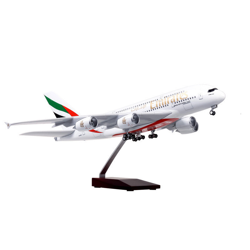Aircraft Modle 45CM 1/160 Scale Diecast Model A380 Emirates Airways Resin Airplane Airbus With Light And Wheels Toy Airline Collection 230718