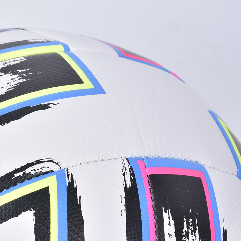 Balls est Soccer Ball Standard Size 5 Size 4 MachineStitched Football Ball PU Sports League Match Training Balls futbol voetbal 230718