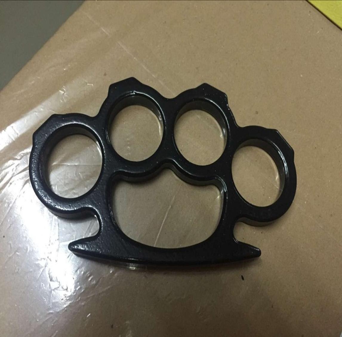 Weight About 86g 20PCS Silver Gold and Black Thin Steel Brass knuckle dusters Self defence Protective Gear8825208