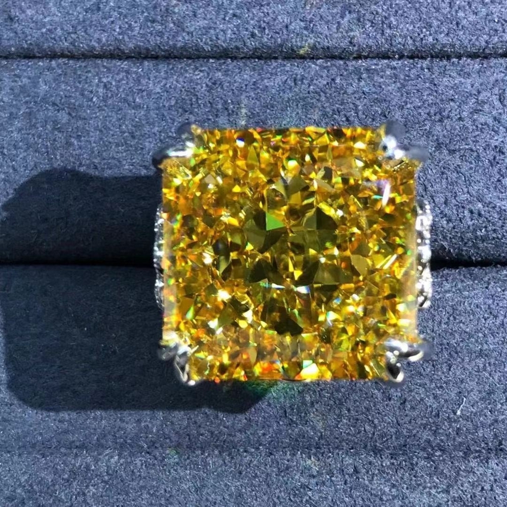 Wedding Rings WUIHA Top Quality 925 Sterling Silver 3EX 20CT VVS Yellow Created e Wedding Engagement Customized Ring Fine Jewelry 230718