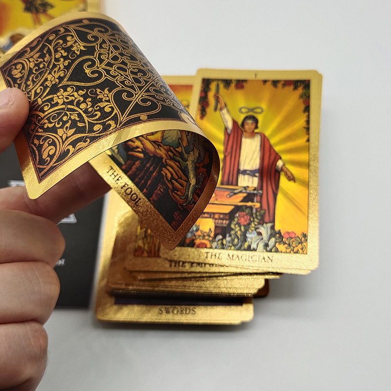Outdoor Games Activities Terrific Gold Plastic Tarot Cards Marvellous Predictive Divination Board Games Waterproof Astrology Deck With Booklet 230718