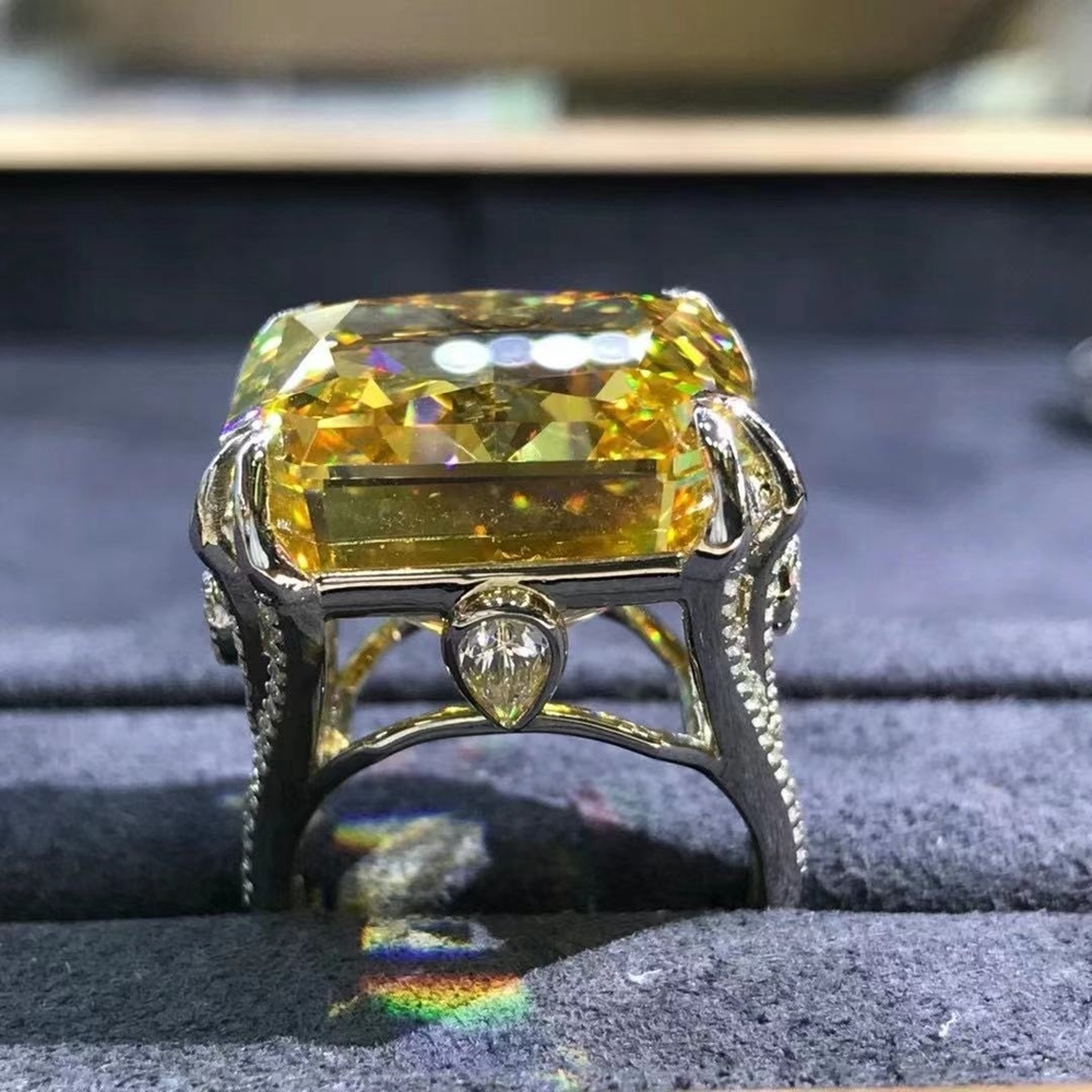 Wedding Rings WUIHA Top Quality 925 Sterling Silver 3EX 20CT VVS Yellow Created e Wedding Engagement Customized Ring Fine Jewelry 230718
