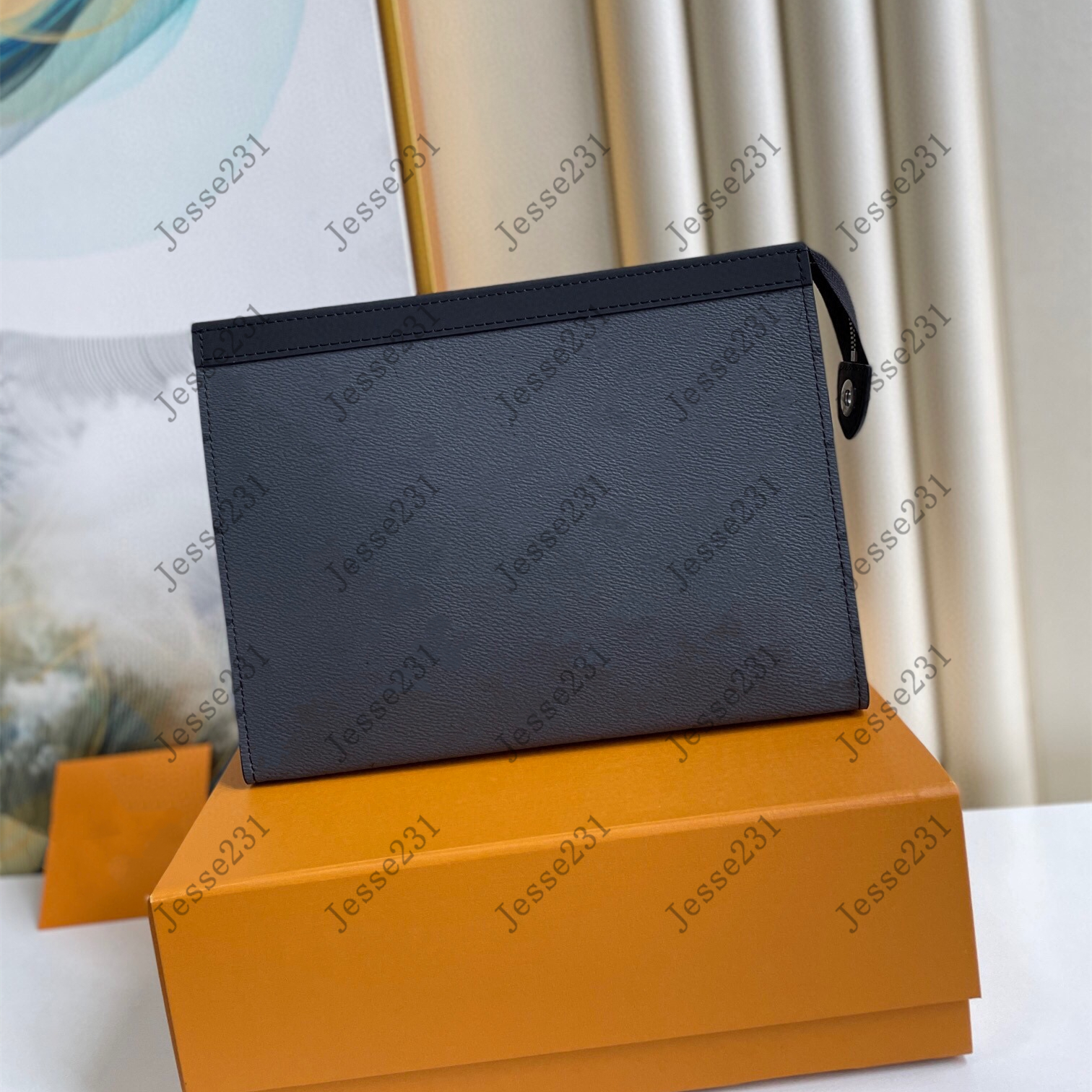 7A Designer bag womens mens Genuine Leather Pochette Voyage bag Travel Toiletry Pouch 26 cm Purse Makeup bags Clutch Bags Waterproof Cosmetic Cases wallets With Box