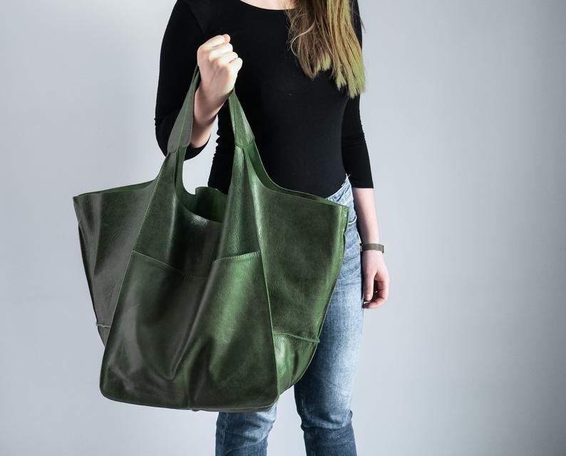 Autumn/Winter Uniform Tote bag - Simplistic Large Bag Soft Leather, High-Capacity Single Shoulder Tote, Featured in Magazines, Designer Style