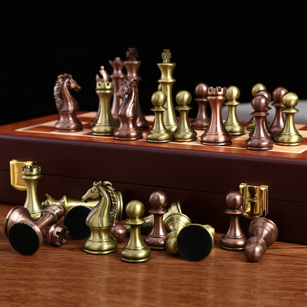 Outdoor Games Activities Metal Medieval Chess Set with High Quality Wooden Chessboard Adult and Children 32 Pieces Family Game Toy Gift 230720
