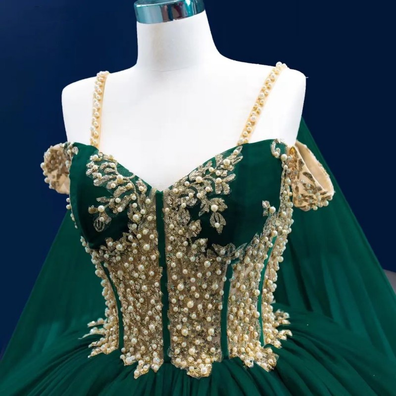 Green Quinceanera Dresses Ball Gown Birthday Party Spaghetti Strap Gold Applique Lace Beading Sweet 16 Dress Graduation vestidos de 15 Anos