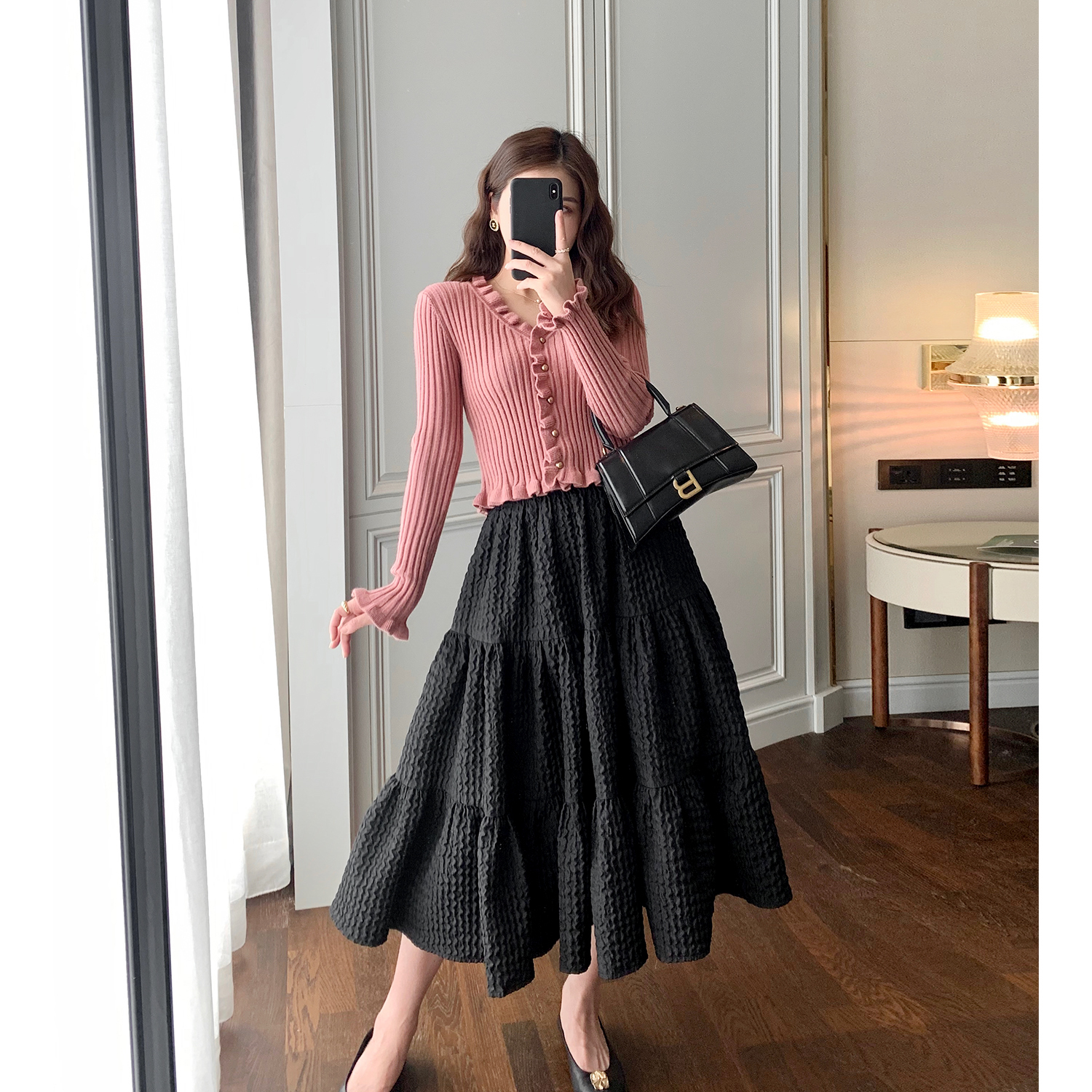Skirts 2023 Black Skirt High Quality Jacquard Material Women Solid Color Long Pendulum Female Modest Classy With Big Swing 230720