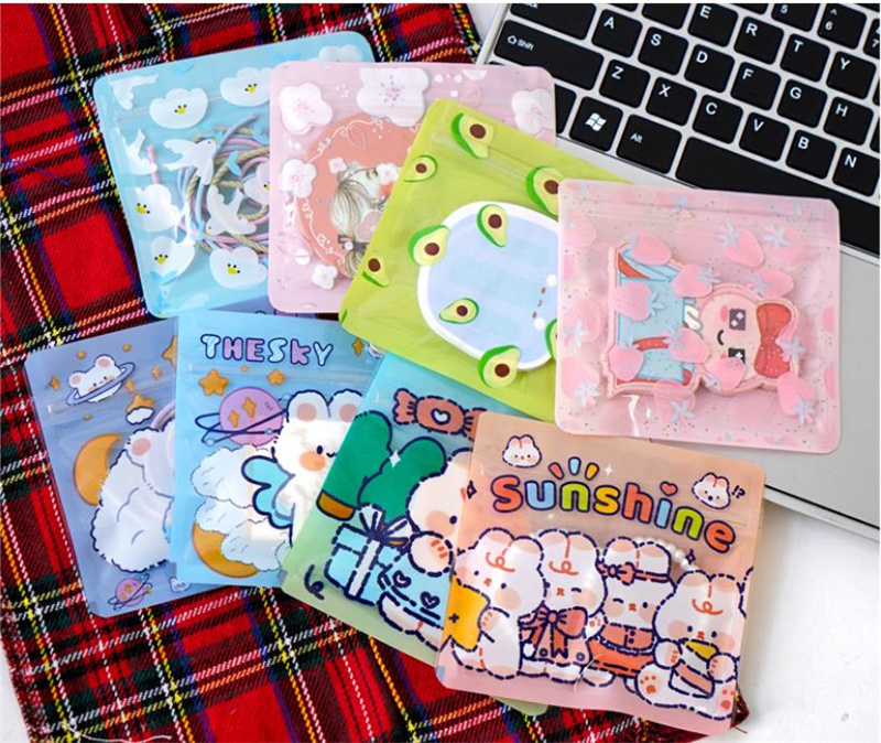100pcs Resealable Packaging Bags Small Mylar Plastic Bags for Candy Coffee Beans Tea Dried Flowers Packaging Cartoon Packaging Pouch