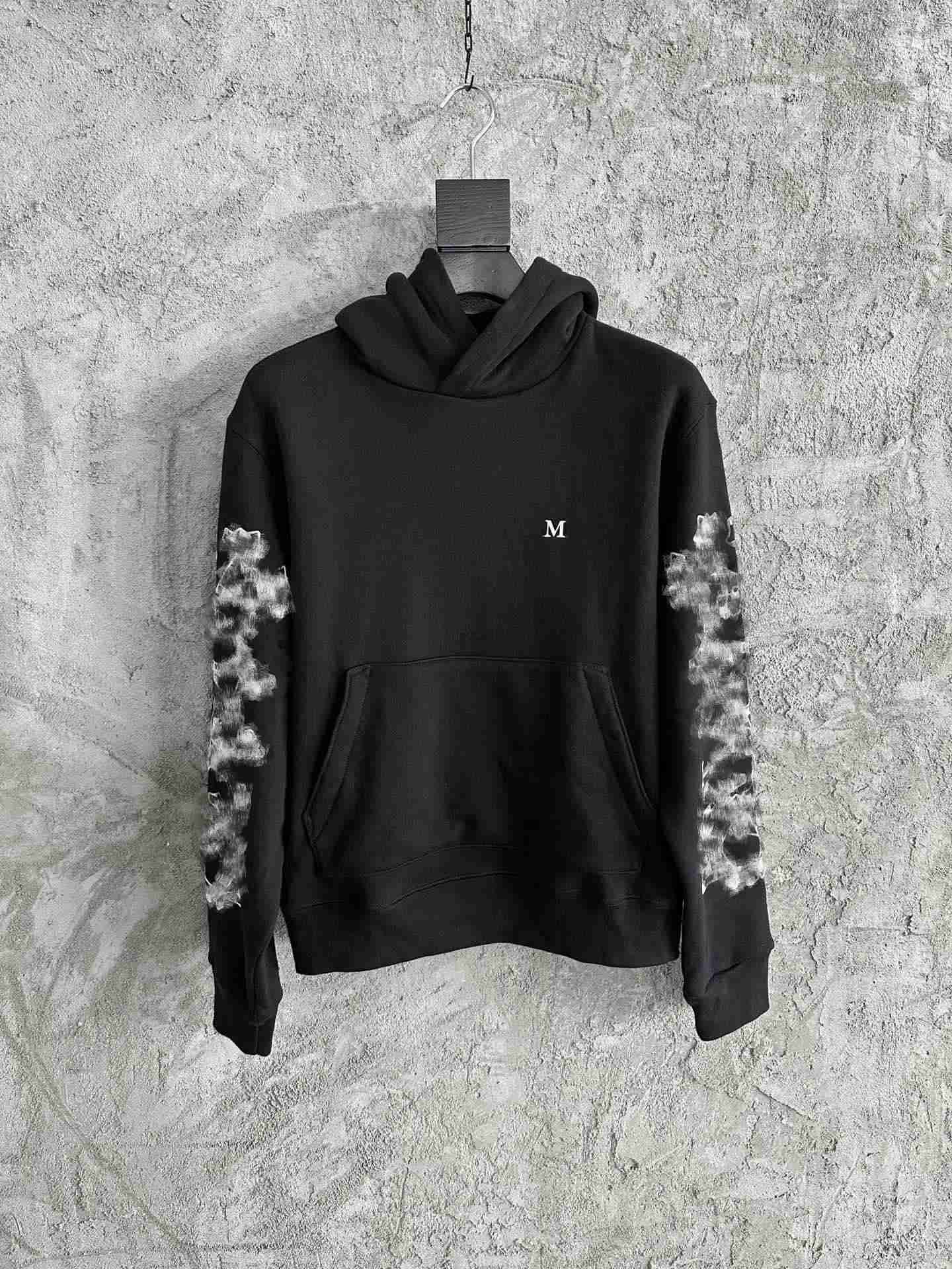 23ss Designer Men's Hoodie Spring and Autumn Sweatshirt Fashion Bone Print Hoodie Long Sleeve Sweatshirt Couple Sweater Jacket, Shipping fee
23ss Designer Men's Hoodie Spring and Autumn Sweatshirt Fashion Bone Print Hoodie Long Sleeve Sweatshirt Couple Sweater Jacket, Shipping fee