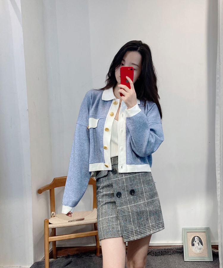 Women's Jackets s-andro age reduction blue and white embossed button knitted cardigan