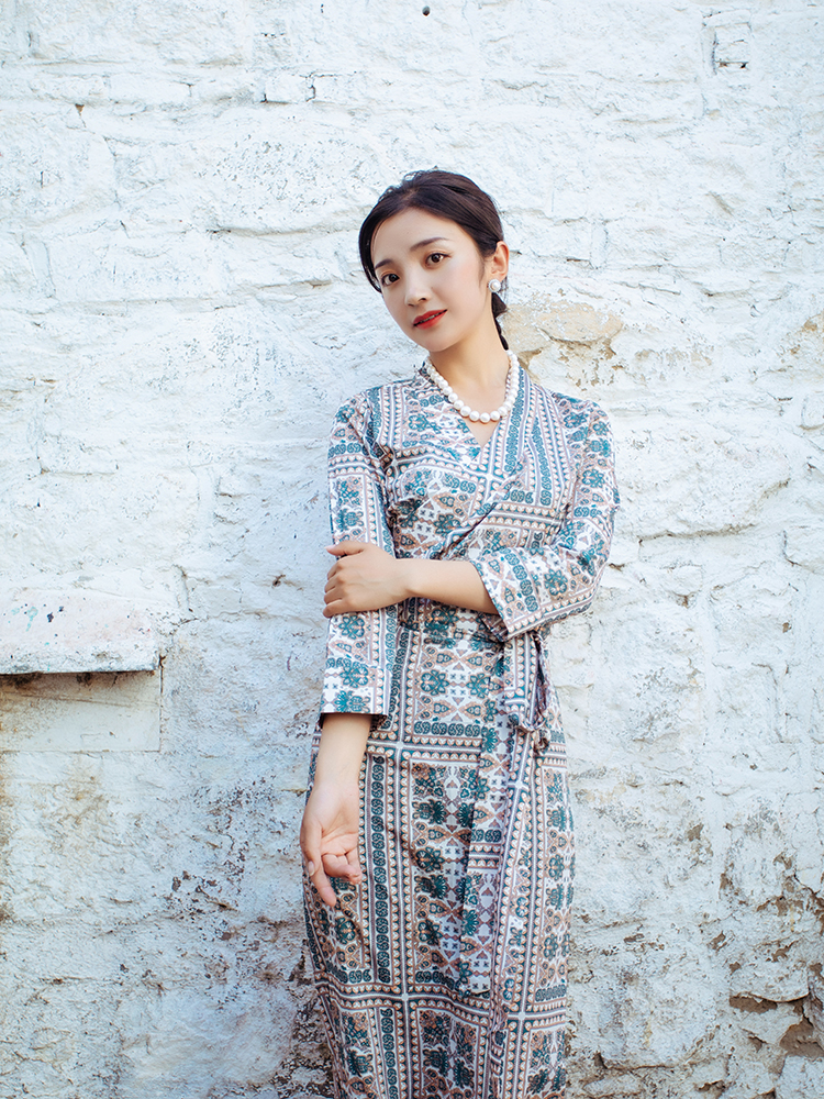 in OrientTown Chiffon Bola Dress Tibetan Women Summer Fragmented Flower Clothing Tibet Trend Simple Ethnic Style Daily Robe