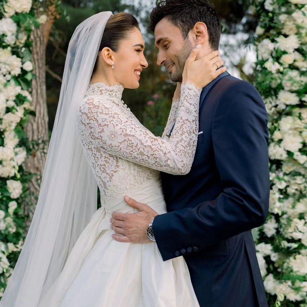 Elegant Lace Top Church A Line Wedding Dresses High Neck Long Sleeve Bridal Gowns Pleat Princess Muslim Wedding Dress