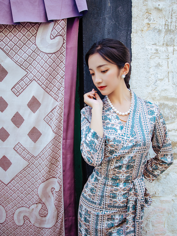 in OrientTown Chiffon Bola Dress Tibetan Women Summer Fragmented Flower Clothing Tibet Trend Simple Ethnic Style Daily Robe