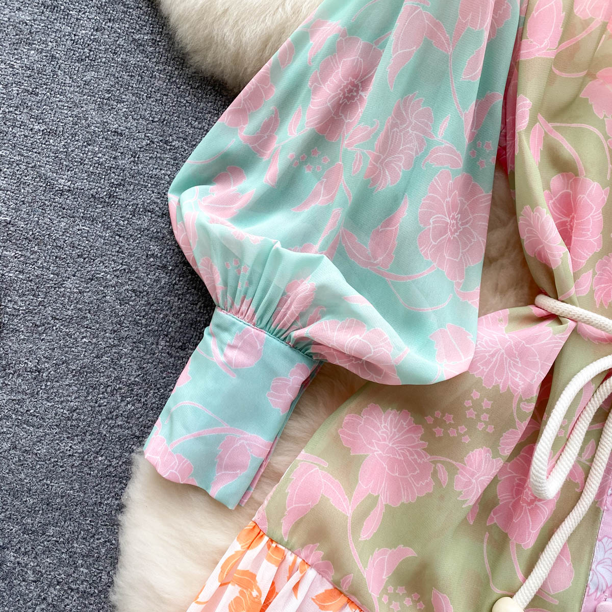 Basic Casual Dresses Summer Runway Vintage Stand Collar Long Lantern Sleeve Chiffon Dress Women's Flower Print Belt Loose A-Line Maxi Vestidos 20