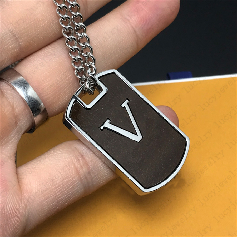 Fashion Pendant Necklace Designer Necklaces Pearl With Stone Personality Design 4 Color Temperament