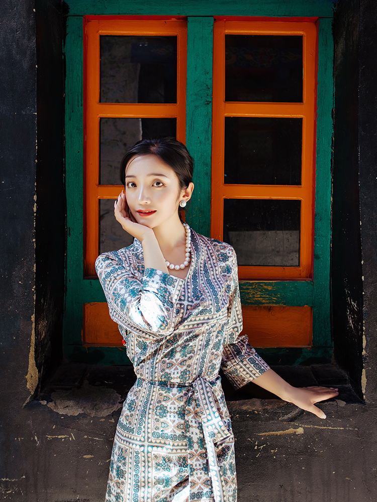 in OrientTown Chiffon Bola Dress Tibetan Women Summer Fragmented Flower Clothing Tibet Trend Simple Ethnic Style Daily Robe