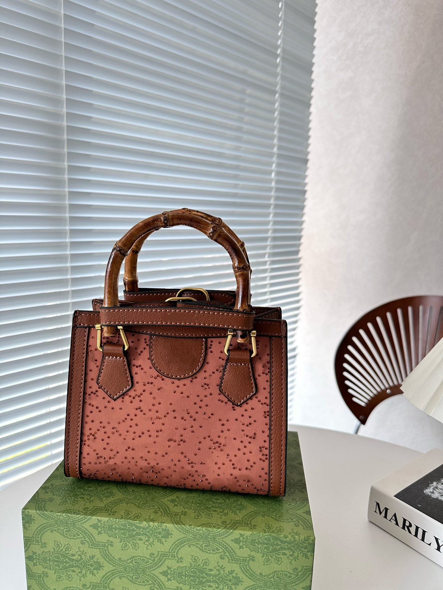 Tote Handbag Crossbody Shoulder Bag Genuine Leather Bamboo Handle Knot Hasp Large Capacity Pocket Straps Set with diamonds messenger Luxury designer purses wallet