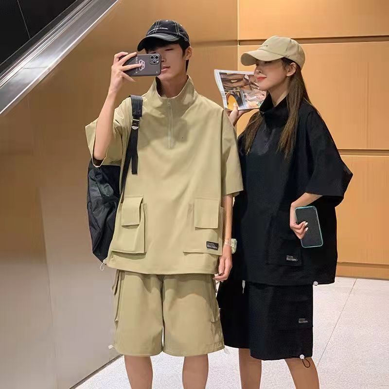 Men's Tracksuits Harajuku Couples Summer Loose Cargo Sets Solid Color Tshirts Shorts Outdoor Casual Tracksuit Zipper Turtleneck Pockets T-shirt 2
