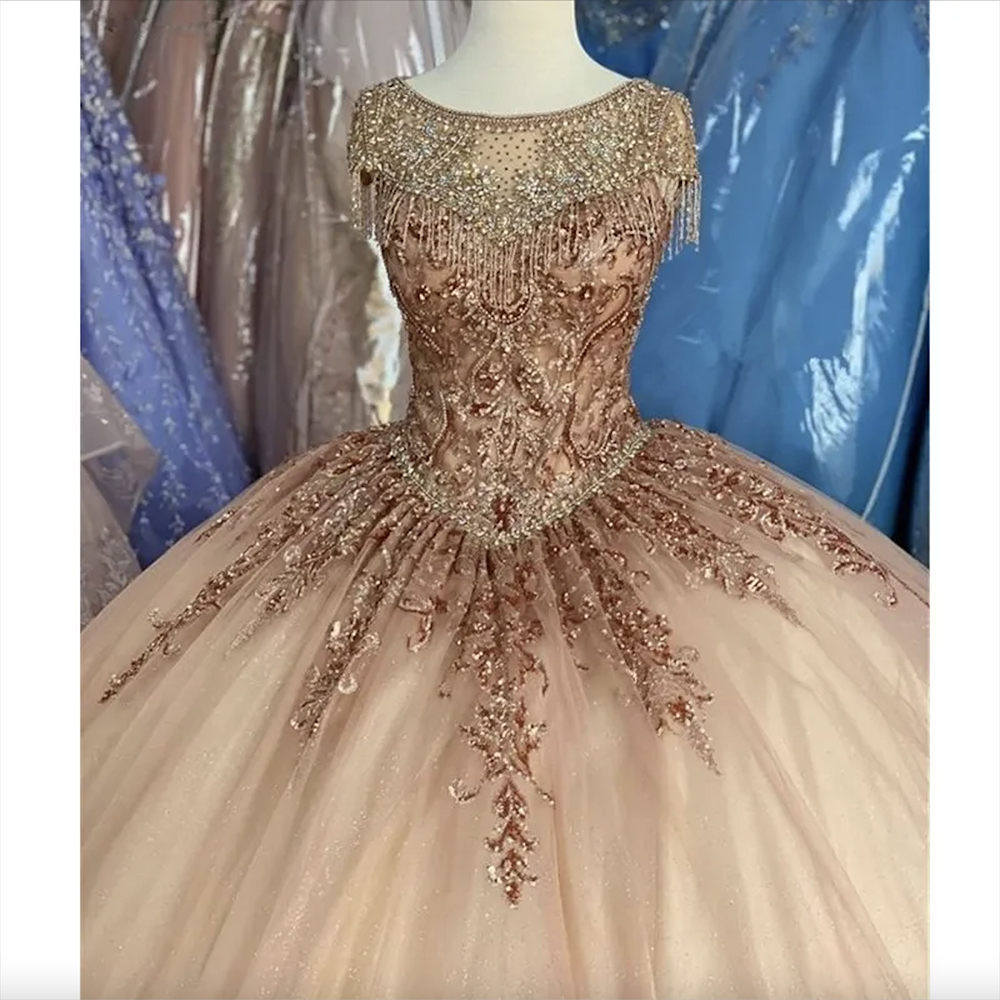 Stunning vestidos de 15 2023 Scoop Neck Tassel Beaded Quinceanera Dresses Applique Keyhole Back Ball sweet 16 Prom Gowns 0509