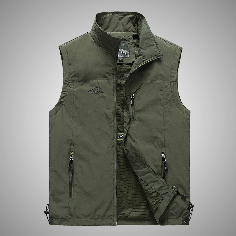 Men's Vests FGKKS Spring Men Waistcoat Outdoor Leisure Solid Color Vest Young Middle-aged Pography Fishing Casual Vest Jacket Male 230721