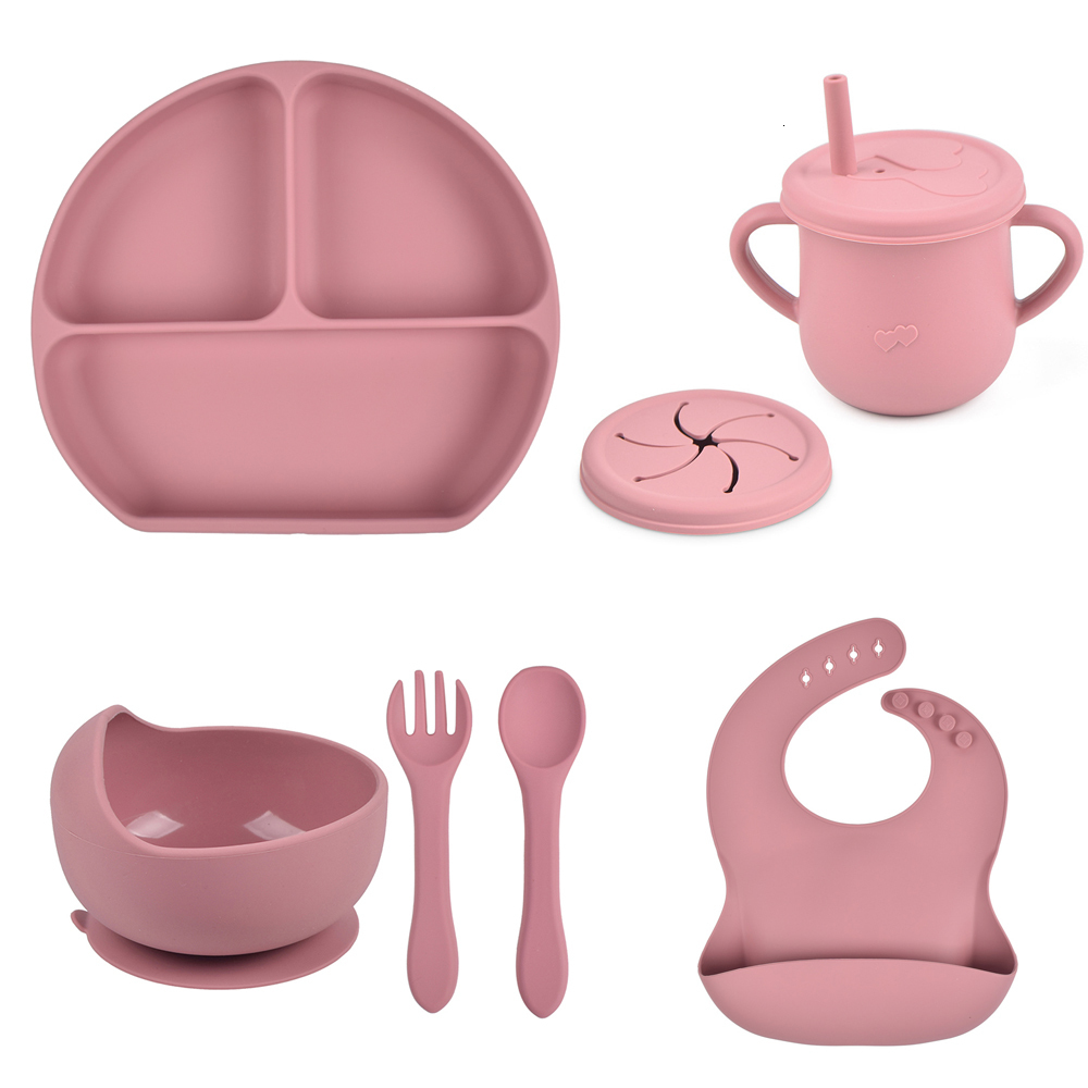 Cups Dishes Utensils 4 5 7PCS Soft Silicone Baby Feeding Sucker Bowl Plate Cup Bibs Spoon Fork Sets Non slip Children s Tableware BPA Free 230724
