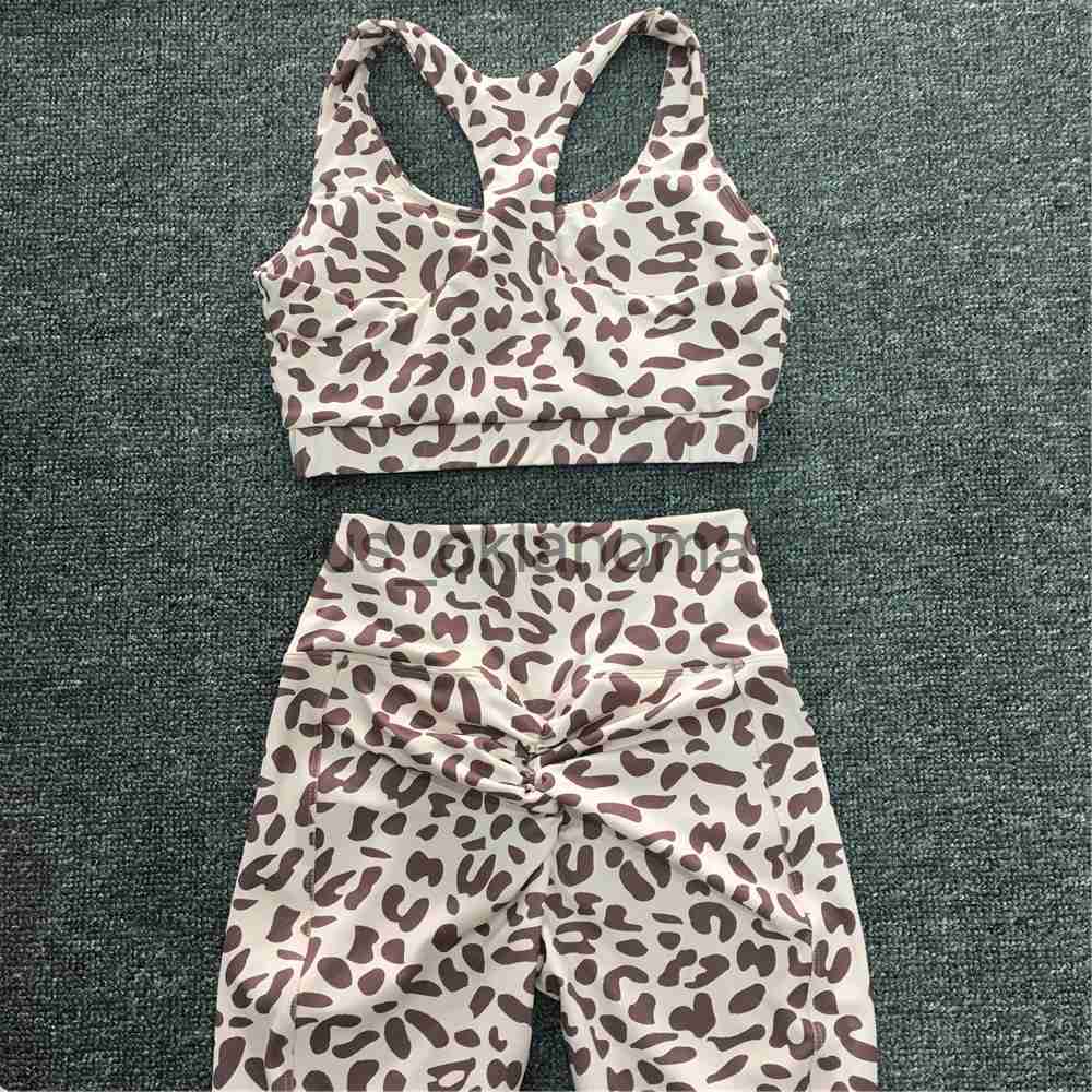 Yoga Outfit 2023 Nylon Women 2Pcs Yoga Sets Training Leopard Bra Running High Waist Scrunch Leopard Leggings Gym Workout Pant Track Suit J230725