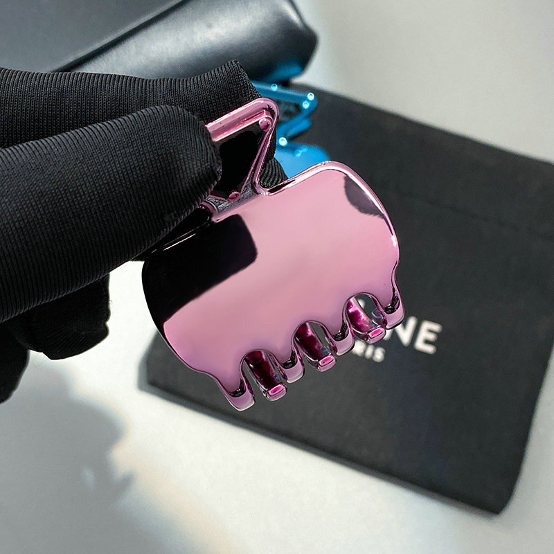 Designer Triangle Clip Barrettes Women Girls Brand Letter Alloy Claw headwear Fashion Shark Hairpin Hair Clips Free shipping