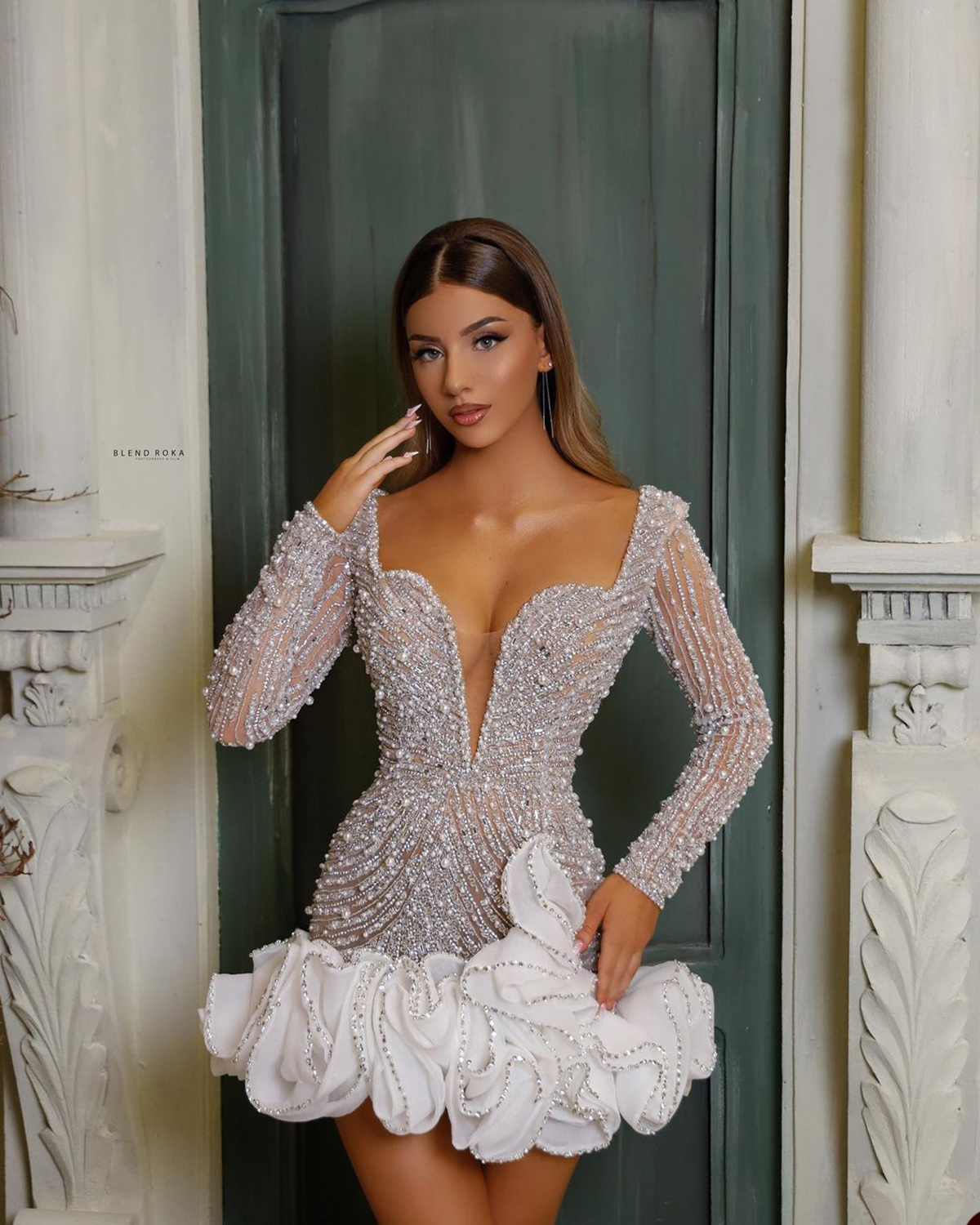V Neck Sexy Short Prom Elegant Full Sleeve Beading Lace Evening Dresses Tiered Ruffle Mini Party Gowns