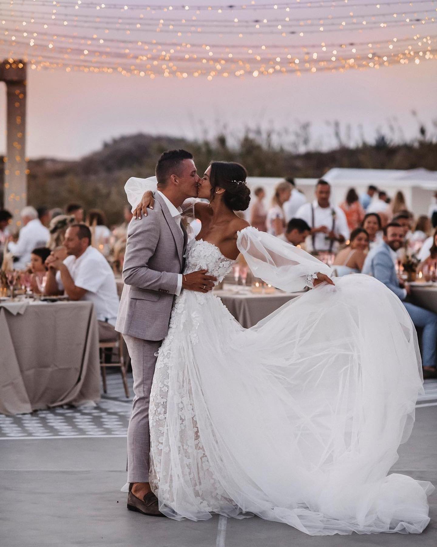 Boho Sheath Dresses For Bride Strapless Appliques Overskirts Wedding Dress Sweep Train Robe De Mariee Lace Up Back Bridal Gowns 0616