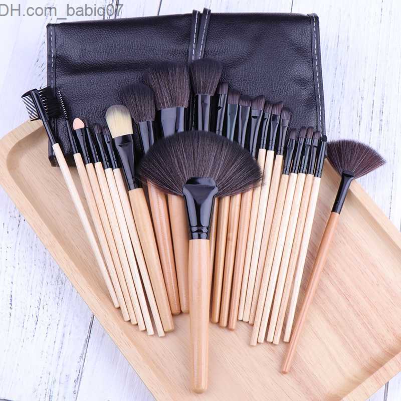 Makeup Brushes Professional Makeup brush set with pocket powder foundation large eye shadow Pinceaux horned eyebrows pink black Makeup brush 24 pieces