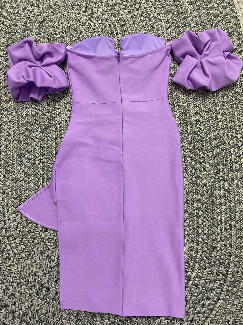 New Rosered Women Fashion Off the Shoulder Bodycon Midi Dress Rayon Bandage Fashion Puff Sleeve Celebrate Evening Party Outfit