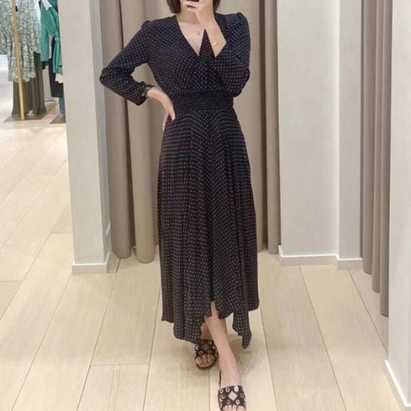 New M-aje V-neck Polka Dot A-line Dress Fit Long Sleeve Long Dress for Women