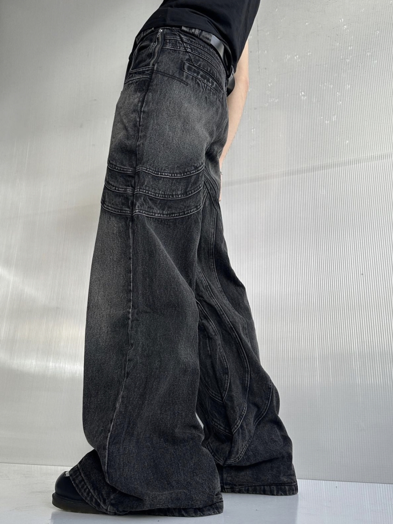 Original No/fair 23S Duty Wave Rippled Black Grey Micro Horn Denim Loose Pants Jeans Denim Pants Fashion Loose Men Streetwear Causal Jeans