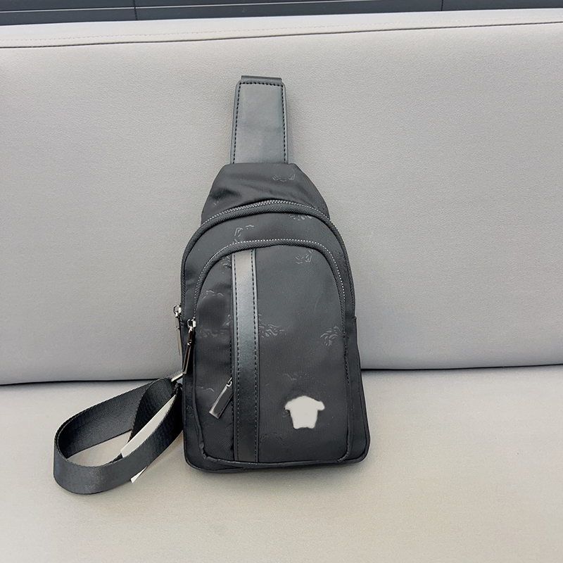 Designer Waist Bag Mens Bumbag Genuine leather for men Women Shoulder Hardware Zipper Crossbody Bags Handbags Camera Case bags 2307258PE