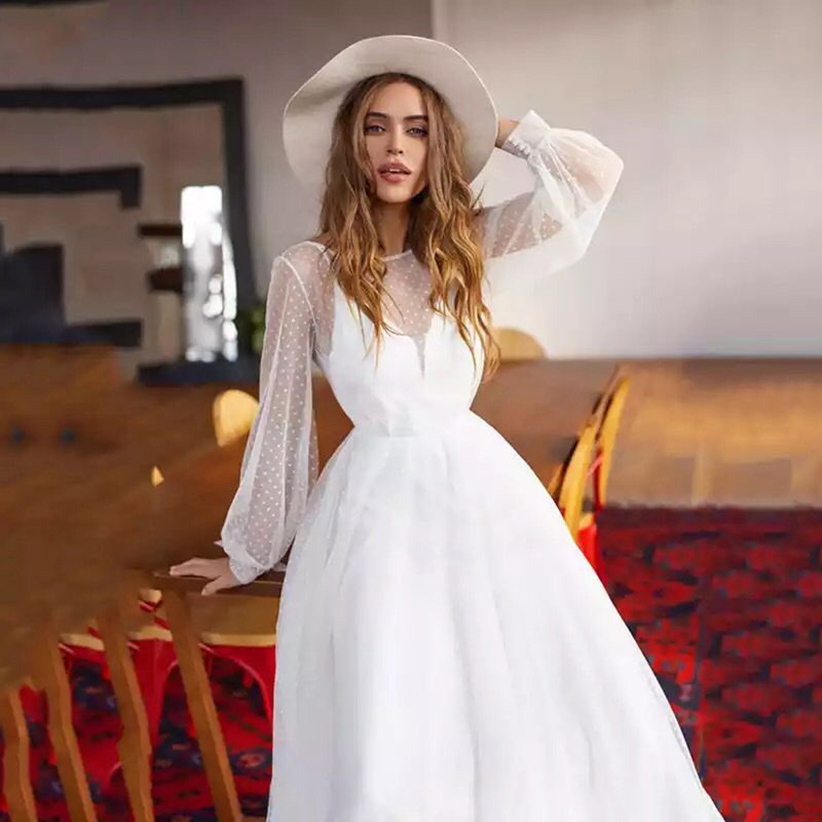 2023 White Dot Tulle Summer Wedding Dresses Long Sleeves Backless Beach Bridal wedding Gowns vestido de noiva