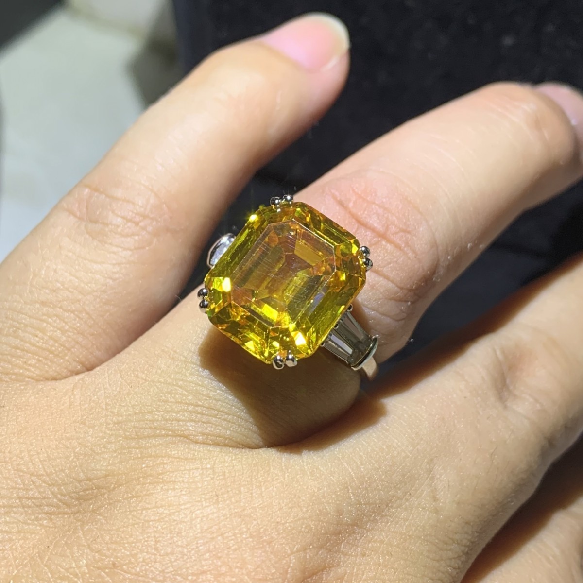 Handmade Wedding Rings Luxury Jewelry 925 Sterling Silver Lagre Asscher Yellow Topaz CZ Diamond Gemstones Moissanite Eternity Party Women Wedding Band