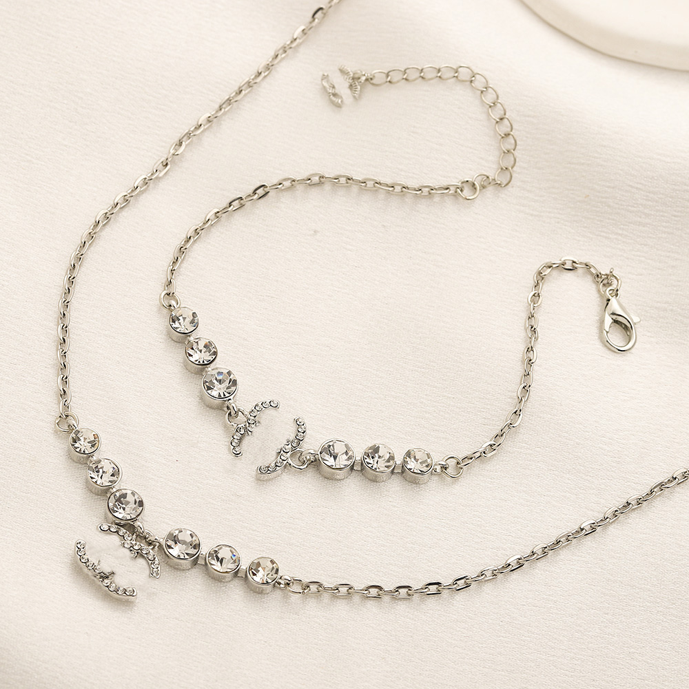 Luxury Brand C Designer Bracelet Necklaces inlay Crystal Letter Silver Plated Stainless Steel Choker Pendant Necklace Chain Accessories High Quality