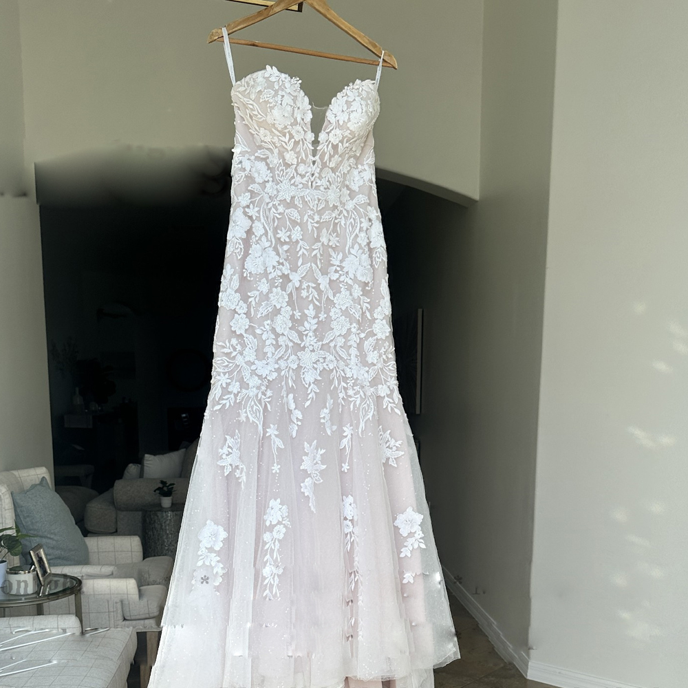 Classic Plus Size Sweetheart Mermaid Wedding Bridal Dress Lace Appliques Sleeveless Wedding Gown Sweep Train robe de mariee