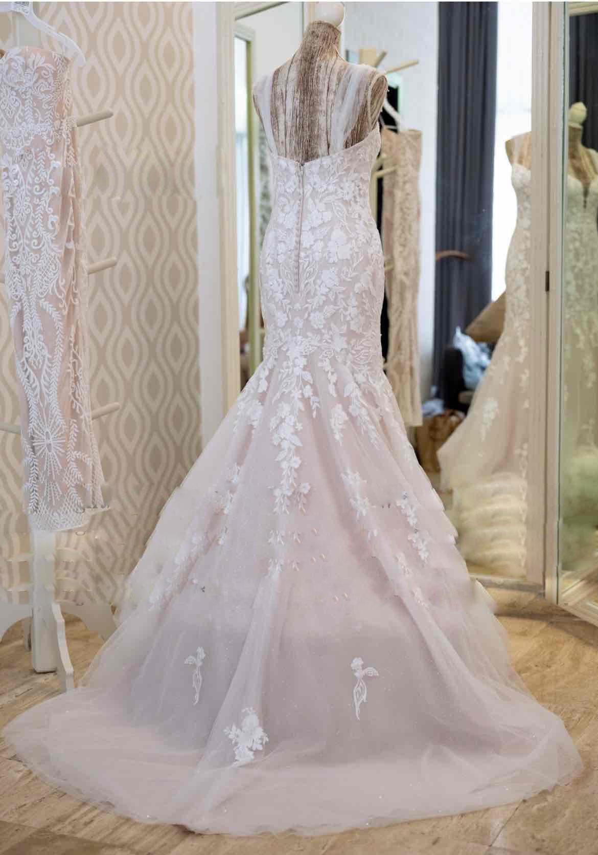 Classic Plus Size Sweetheart Mermaid Wedding Bridal Dress Lace Appliques Sleeveless Wedding Gown Sweep Train robe de mariee