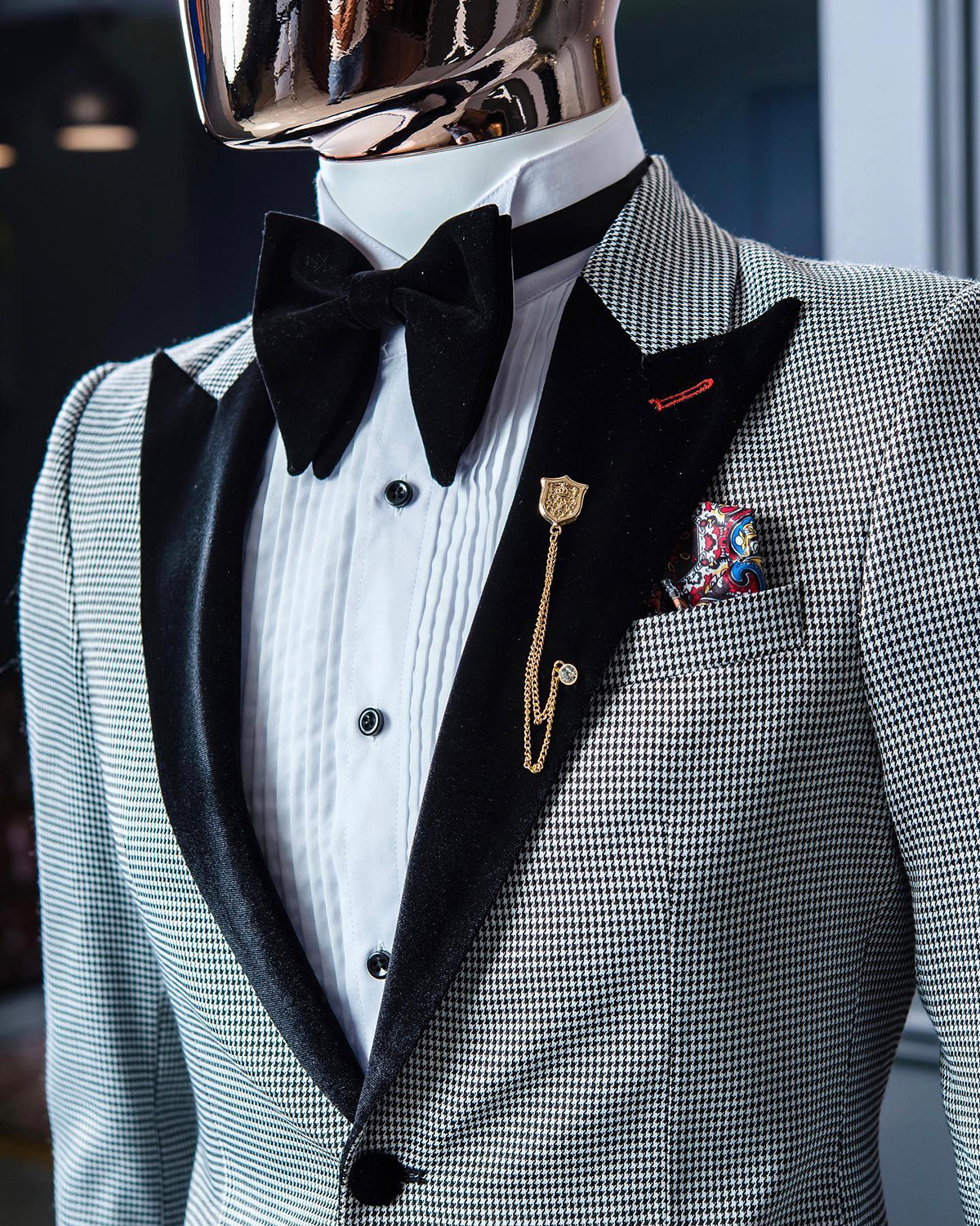 Formal 2 Pieces Wedding Tuxedos Men Suits Little Houndstooth Pattern Peaked Lapel One Button Customize Coat Black Pants Fashion Casual Prom Tailored