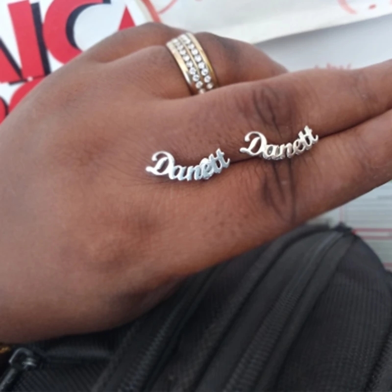 Hoop Huggie Personalized Custom Name Earring For Women Stainless Steel en Customize Cursive Letter Stud Earrings Pendientes 230727