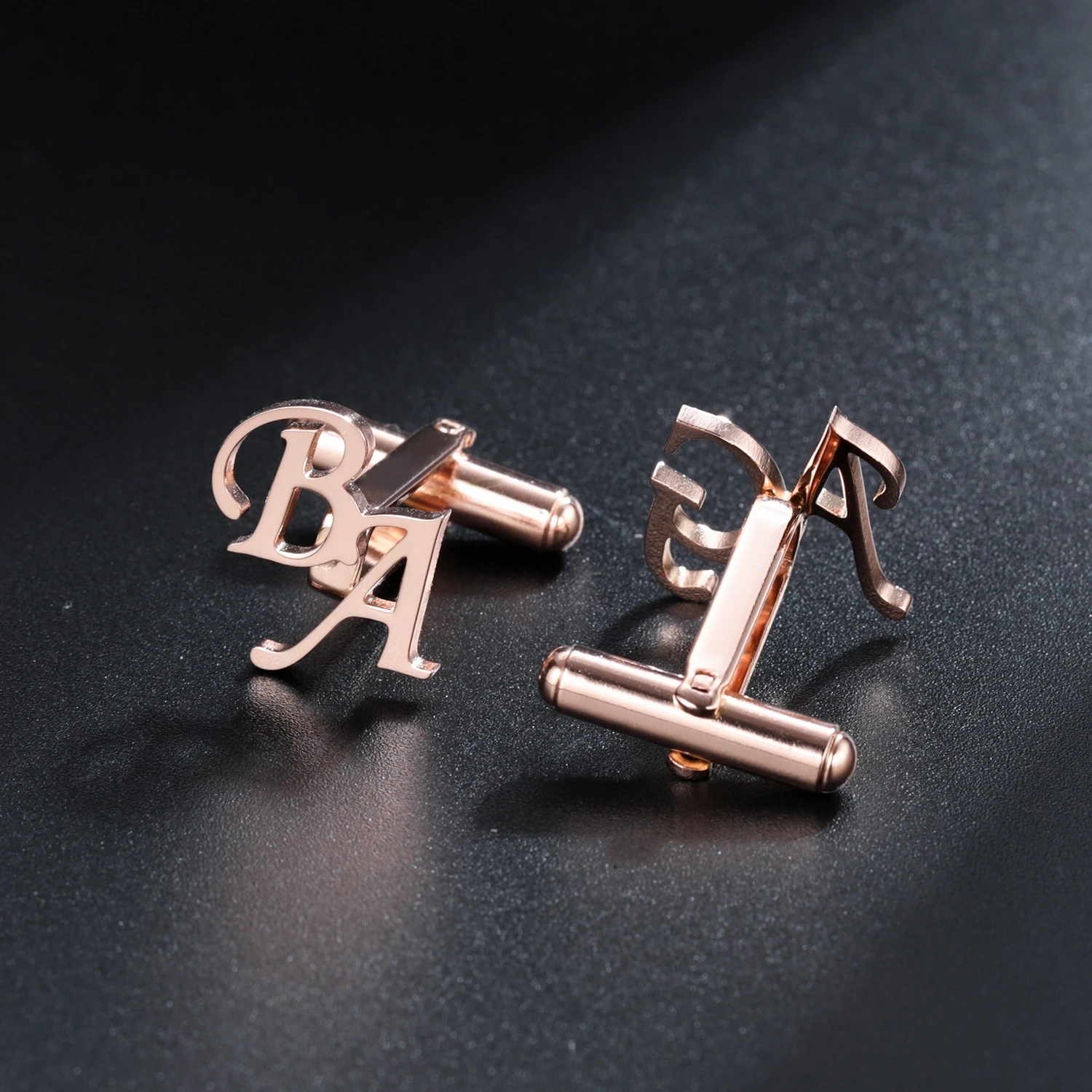 Pins Brooches Personalized Men's Cufflinks High Quality Stainless Jewelry Custom Letter Wedding Men Shirt Cufflink Father's Day Gift 230727