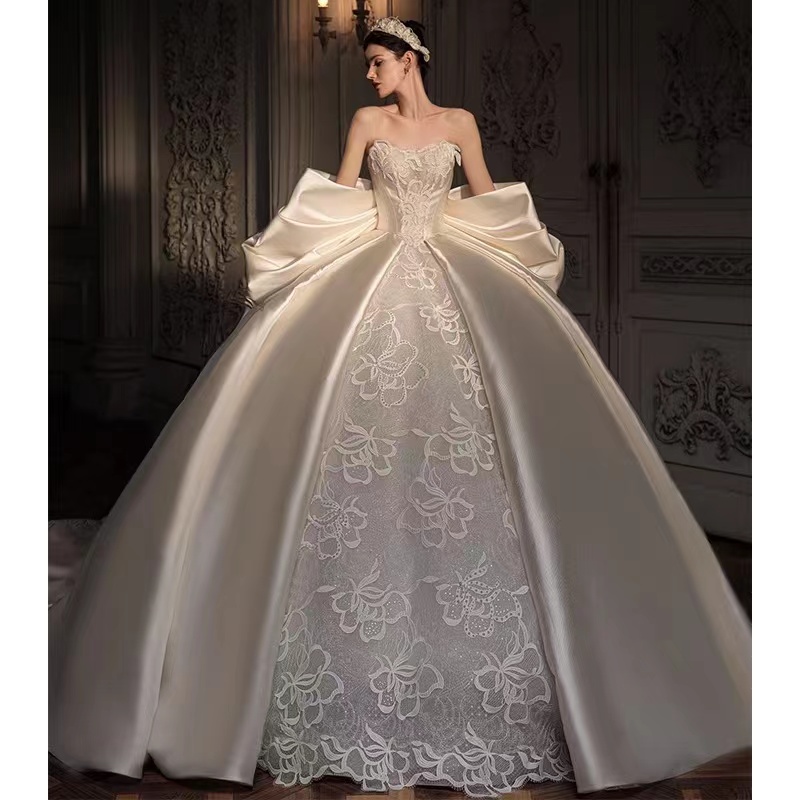 Sweetheart ball gown Crystal Beads Big Bow Back Bridal Gowns robe de mariage Custom Made Princess satin lace wers plus size Wedding Dresses