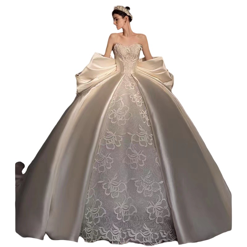 Sweetheart ball gown Crystal Beads Big Bow Back Bridal Gowns robe de mariage Custom Made Princess satin lace wers plus size Wedding Dresses