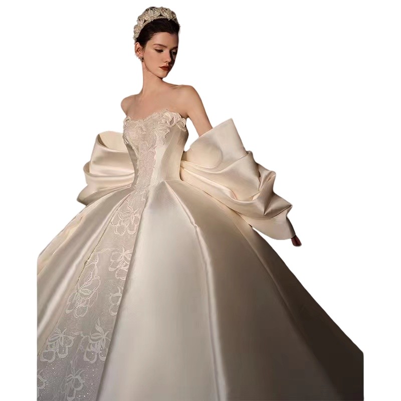 Sweetheart ball gown Crystal Beads Big Bow Back Bridal Gowns robe de mariage Custom Made Princess satin lace wers plus size Wedding Dresses