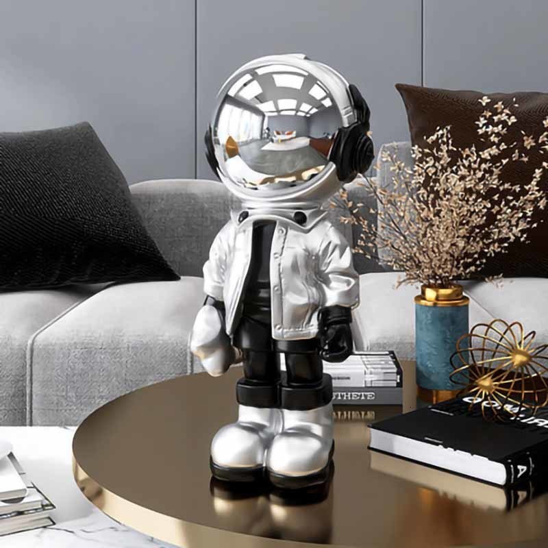 Decorative Objects Figurines Creative Resin Cartoon Astronaut Statues Home Decoration Desktop Decor Sculpture Nordic Indoor Christmas Ornaments 230728