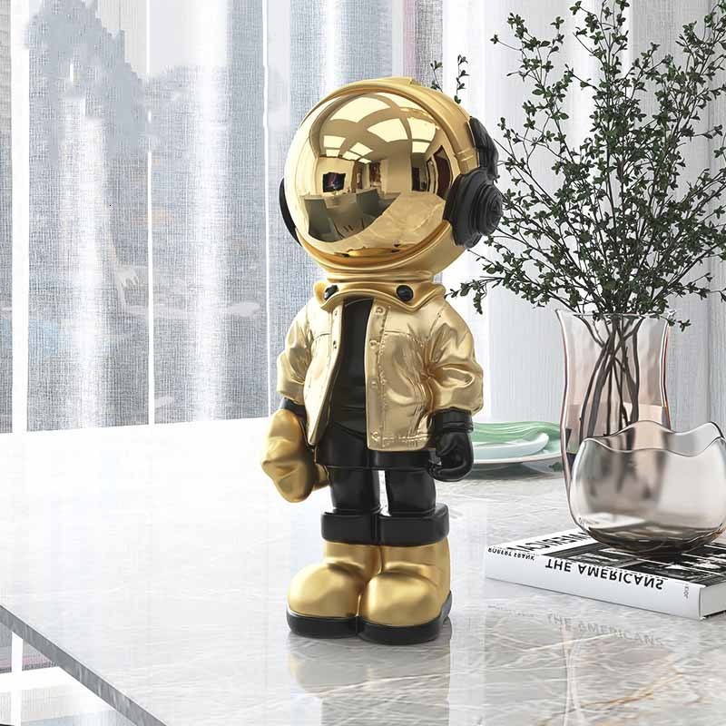 Decorative Objects Figurines Creative Resin Cartoon Astronaut Statues Home Decoration Desktop Decor Sculpture Nordic Indoor Christmas Ornaments 230728