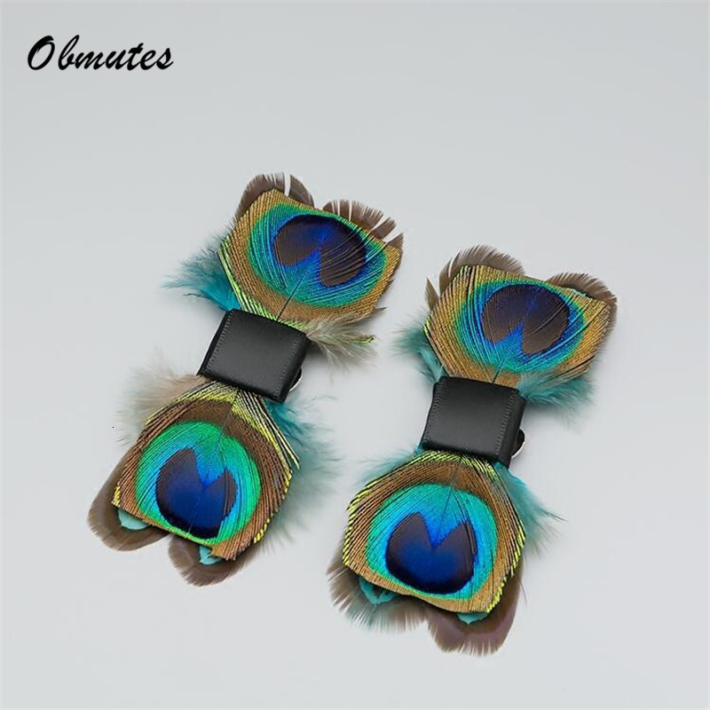 Shoe Parts Accessories 2 PCS Peacocks Feathers Shoe Accessories Bow Shoe Clips Pairs Women High Heels Decorations for Party Shoes 230729